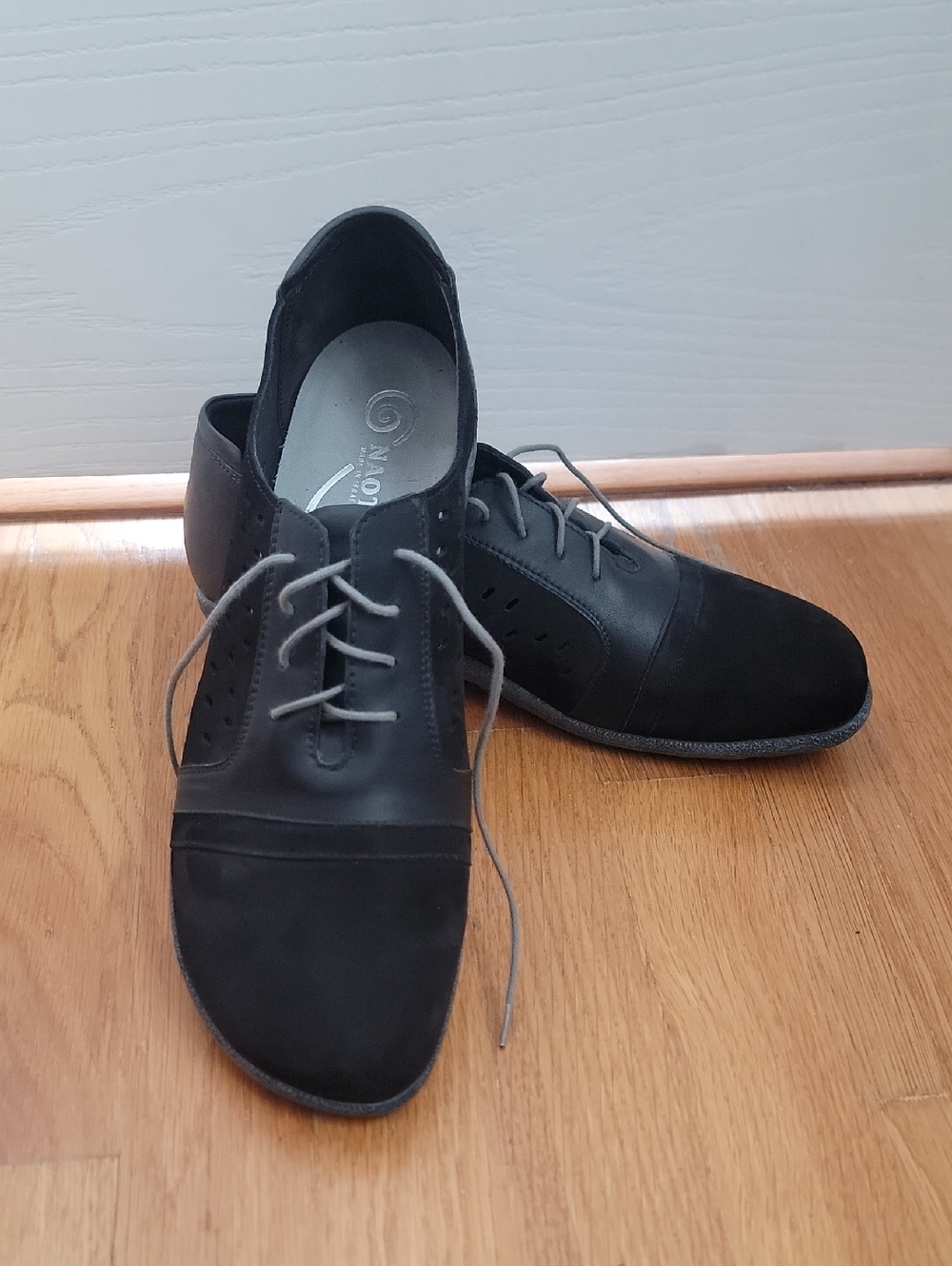 Naot black nubuck Lalo lace up Shoes 42 11 Sneaker Leather